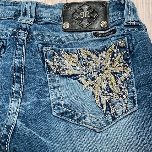 Miss Me Women Jean. Used but very good condition - Picture 7 of 7